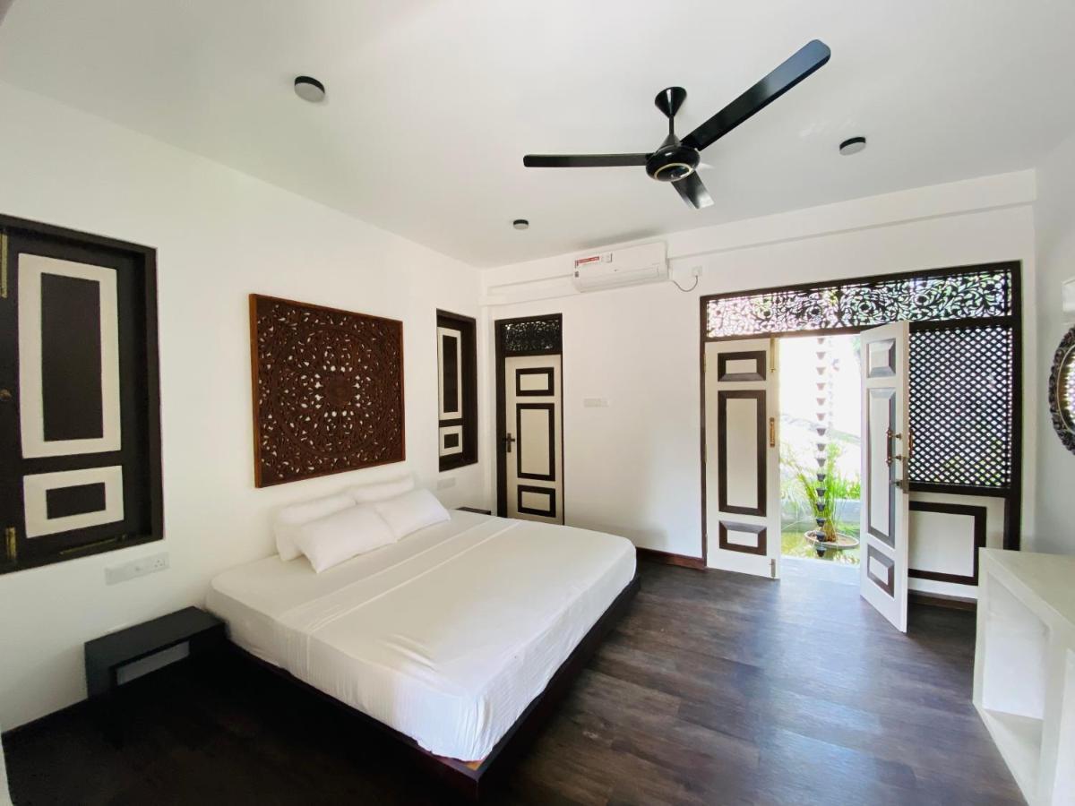 Thaprobana Villa Tangalle - Private Villa Экстерьер фото