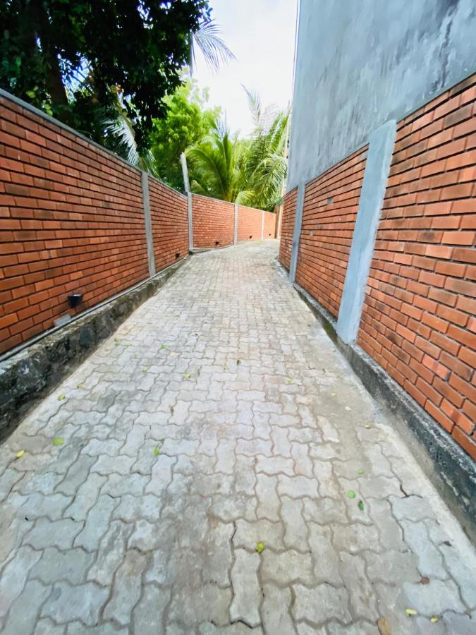 Thaprobana Villa Tangalle - Private Villa Экстерьер фото