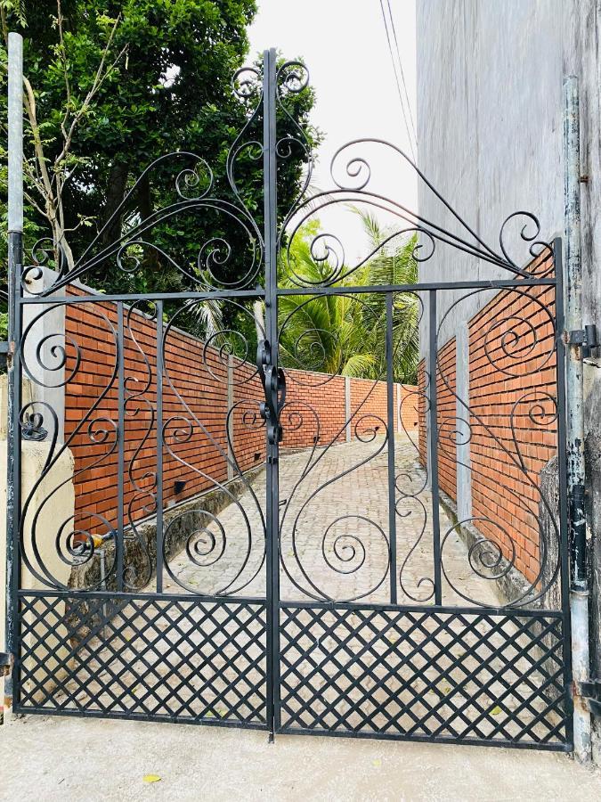 Thaprobana Villa Tangalle - Private Villa Экстерьер фото