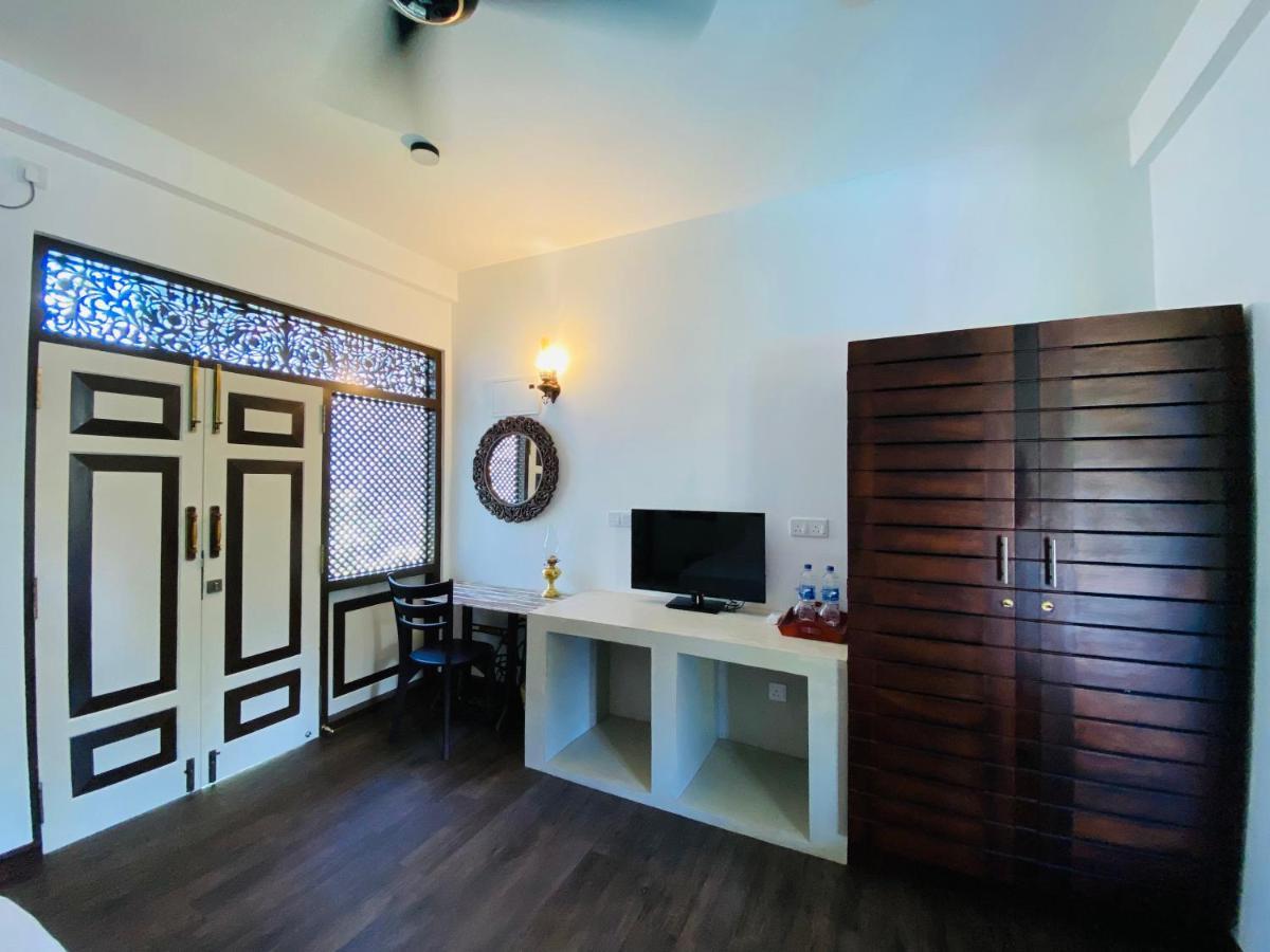 Thaprobana Villa Tangalle - Private Villa Экстерьер фото