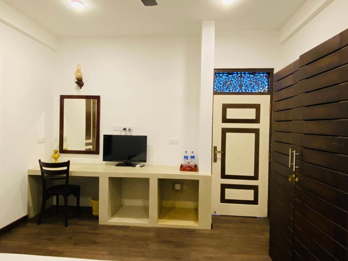 Thaprobana Villa Tangalle - Private Villa Экстерьер фото