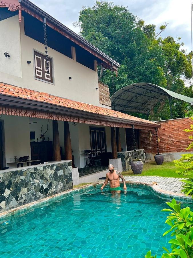 Thaprobana Villa Tangalle - Private Villa Экстерьер фото